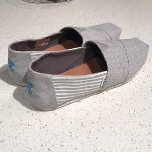 Grey & White Mens Toms EUC WORN ONCE!